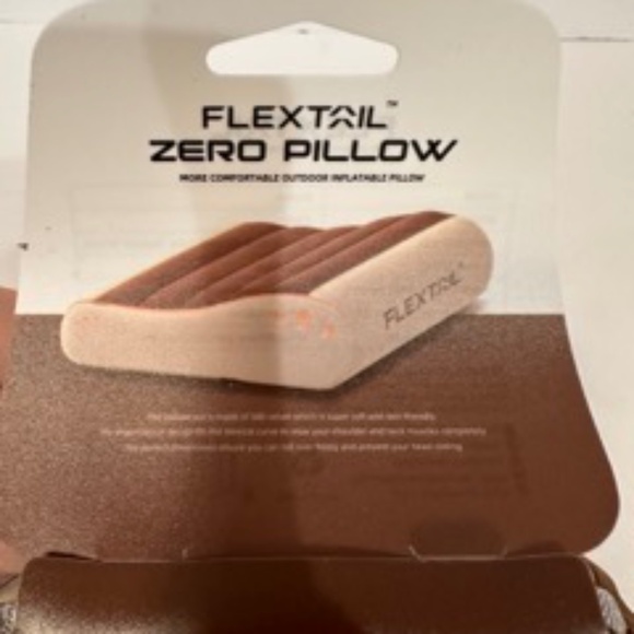 Flextail Zero Pillow Camping Air Pillow. New With TAGS. - Picture 1 of 3